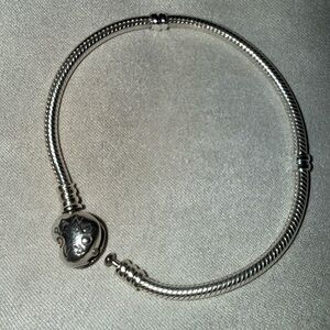 Pandora Moments Heart and Snake Chain Bracelet 6.7”